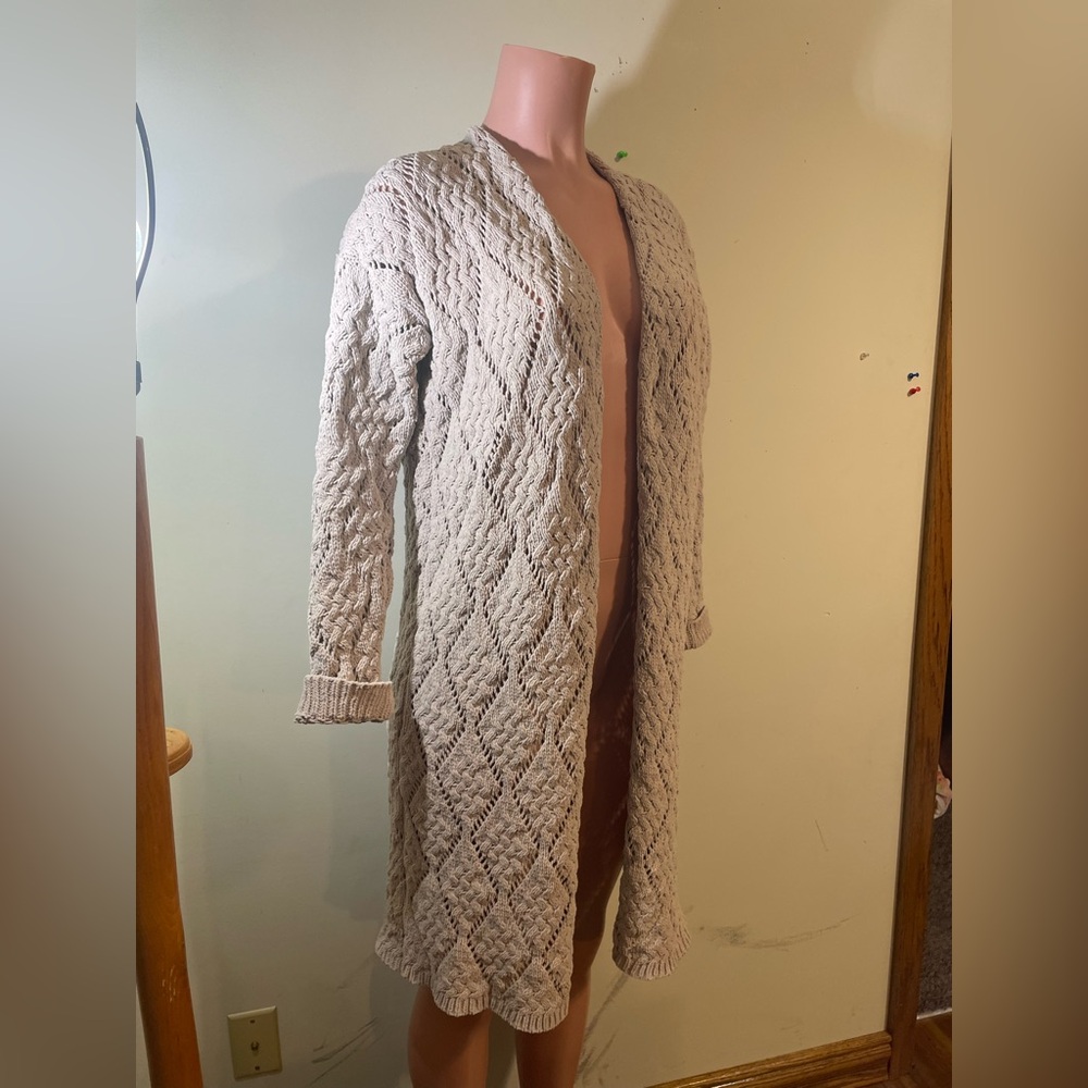 Moon & Madison Women’s Small chunky cream/blush cardigan sweater long length